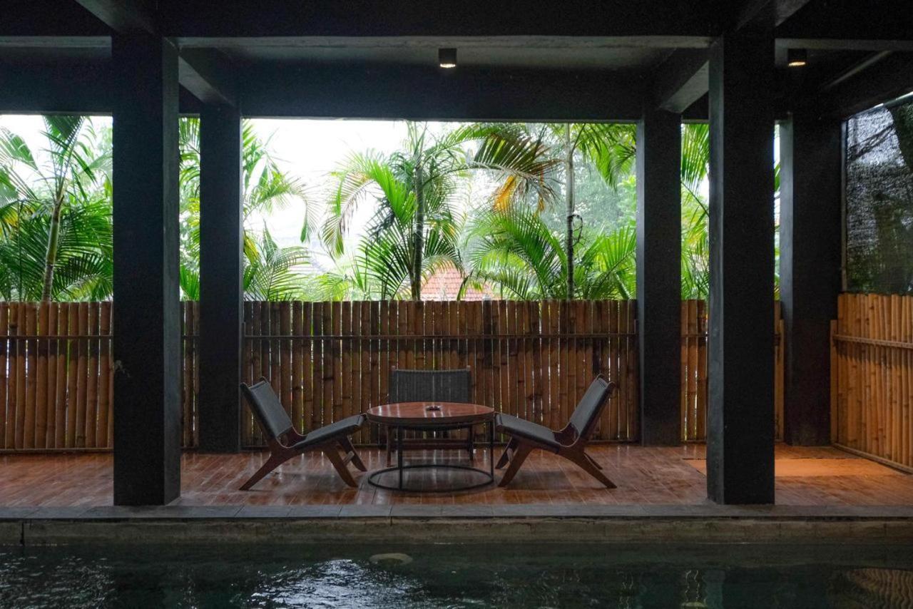Escotel Krisnantara Canggu Buitenkant foto